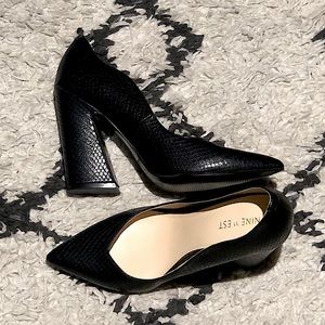 Nine West Havana Embossed Snakeskin Pump